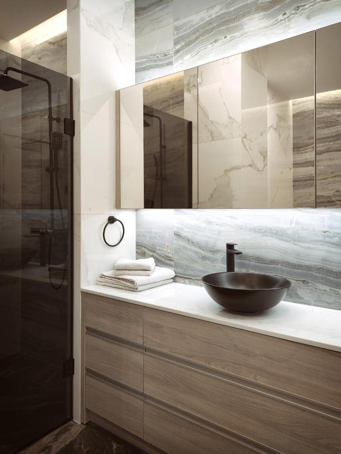 Modern Classic 2 Bedroom Apartment Near Most City Dnipro Exterior photo